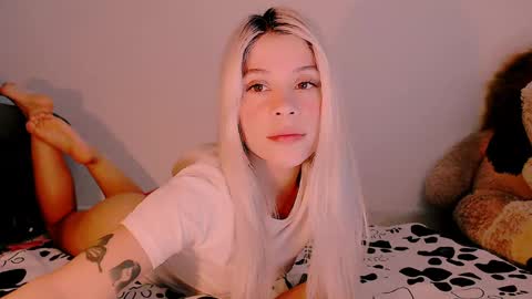 luckysapphire777 online show from 6, 2, 2025