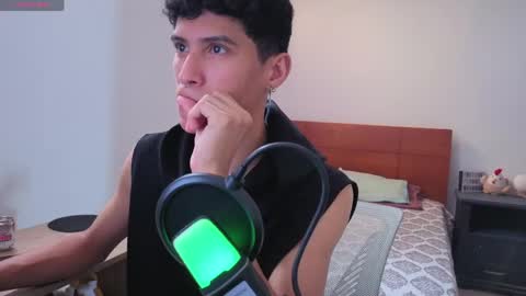 Lu Independent Model online show from 28, 3, 2026