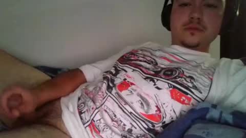 Snapshot of lucrativebong chatting on 12, 6, 2026 Zack online show from 12, 6, 2026