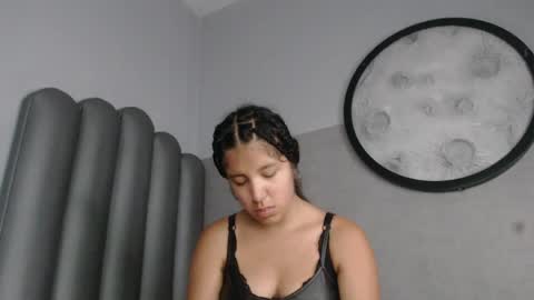 Snapshot of lucy__23 chatting on 19, 4, 2026 online show from 19, 4, 2026