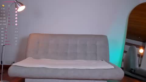 Snapshot of lucy__77 chatting on 10, 9, 2025 Hello my name is Lucy nice to meet you thumb up is important for me kisses online show from 10, 9, 2025