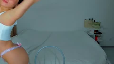 Snapshot of lucy__ray chatting on 31, 7, 2026 lucy__ray online show from 31, 7, 2026