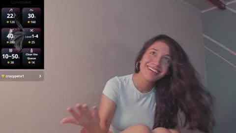 Lucy Herrera online show from 26, 10, 2025