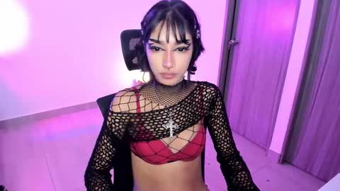 lucyfer online show from 28, 2, 2025