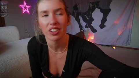 Lucy. online show from 20, 2, 2025