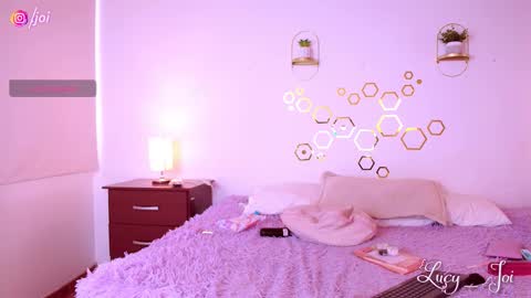 Luciana online show from 18, 10, 2025