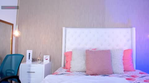 Lucy online show from 17, 12, 2025