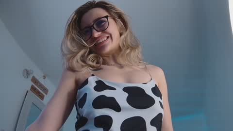 Snapshot of lucy_priincess chatting on 5, 12, 2024 lucy online show from 5, 12, 2024