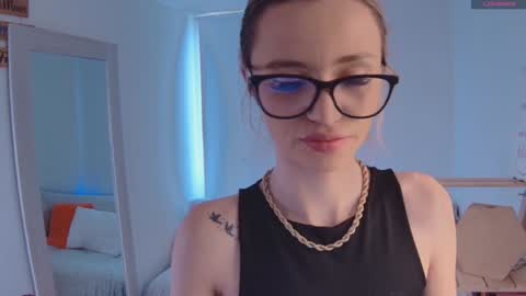 Snapshot of lucy_priincess chatting on 19, 1, 2025 lucy online show from 19, 1, 2025
