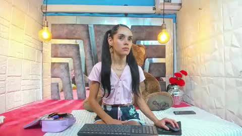 Snapshot of lucy_unlimited chatting on 24, 4, 2026 Lucy unlimit come back here online show from 24, 4, 2026