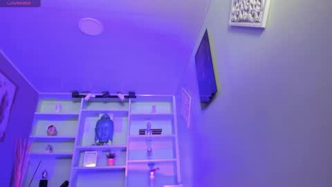 Lucy  online show from 24, 2, 2025