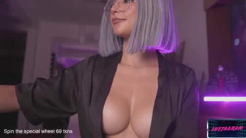 Snapshot of lucyallenx chatting on 23, 1, 2025 Lucy Alien online show from 23, 1, 2025