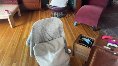 lucydreamsbaby online show from 23, 2, 2025