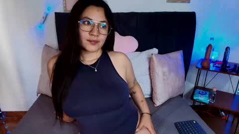 Snapshot of lucyfer_111 chatting on 4, 6, 2026 sam online show from 4, 6, 2026