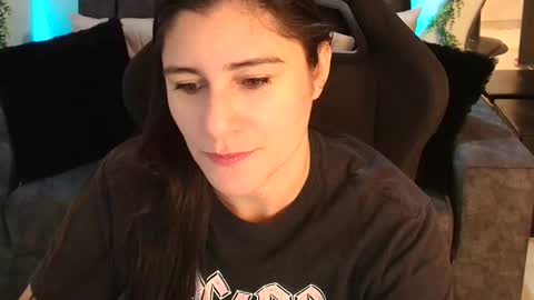 Snapshot of lucyli_ chatting on 30, 5, 2026 LUCY online show from 30, 5, 2026