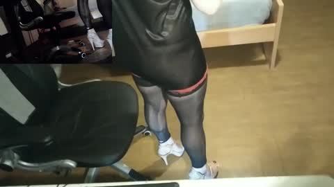 LucyLun online show from 18, 1, 2025