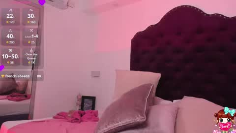 Instagramlucyluy10 online show from 24, 2, 2025