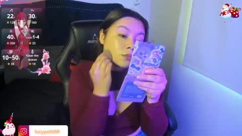 Lucy Petit online show from 18, 11, 2025