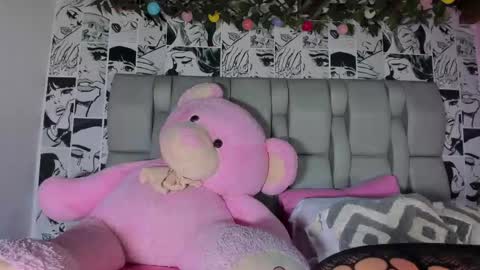 Snapshot of lucyrosse_ chatting on 19, 5, 2026 Lucy online show from 19, 5, 2026
