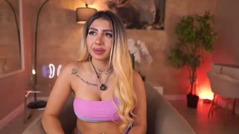 LucyRose online show from 27, 6, 2026
