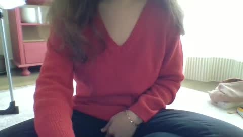 Snapshot of lufuck chatting on 26, 10, 2025 Lucie online show from 26, 10, 2025