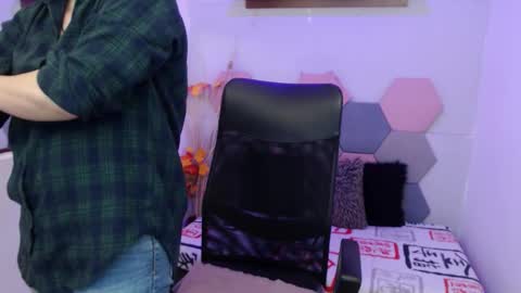 Snapshot of lui_fer01 chatting on 12, 10, 2025 lui_fer01 online show from 12, 10, 2025