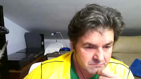 Snapshot of luigijohn chatting on 6, 2, 2026 LUIGIJOHN online show from 6, 2, 2026