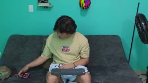 Snapshot of luigisb chatting on 4, 2, 2025 Luigi online show from 4, 2, 2025