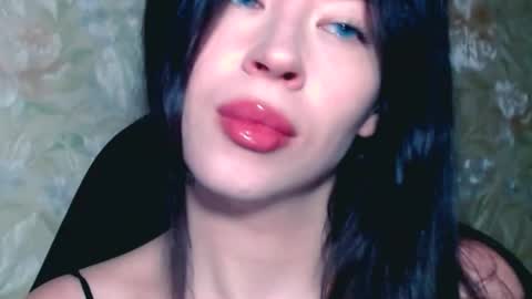 Snapshot of luisa_domina chatting on 19, 9, 2025 luisa lovedom online show from 19, 9, 2025