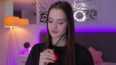 LuisaClover online show from 20, 3, 2026