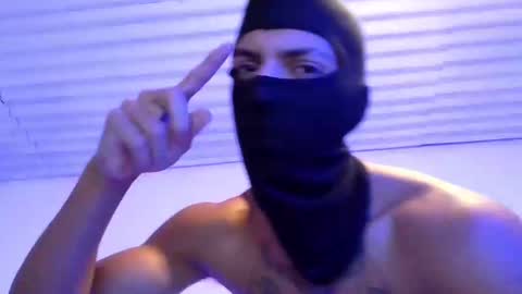 Snapshot of luisadrianguzmansantander5 chatting on 25, 10, 2025 luisadrianguzmansantander5 online show from 25, 10, 2025