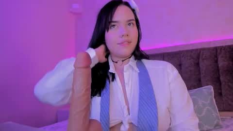Snapshot of luisagiraldo_ chatting on 22, 9, 2025 Luisa Giraldo online show from 22, 9, 2025