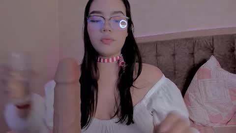 Luisa Giraldo online show from 6, 11, 2025