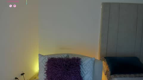 Snapshot of luisah_ chatting on 24, 5, 2026 L U I S A online show from 24, 5, 2026