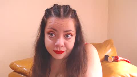 Cassie online show from 18, 2, 2025