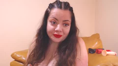 Cassie online show from 18, 2, 2025