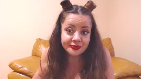 Cassie online show from 21, 9, 2025