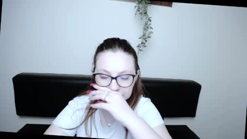 Snapshot of luizaheems_ chatting on 23, 4, 2026 Luiza online show from 23, 4, 2026