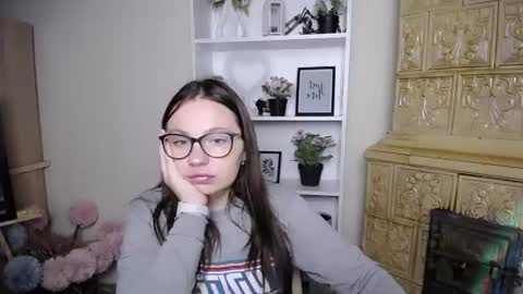 Snapshot of luizaheems_ chatting on 15, 6, 2026 Luiza online show from 15, 6, 2026