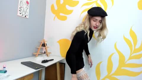 Luka Castillo online show from 23, 10, 2025