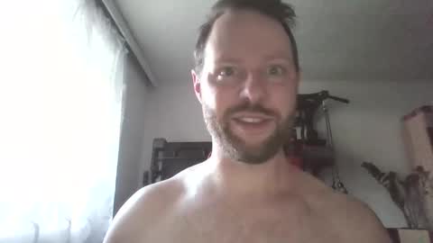 Snapshot of luke91_t chatting on 9, 10, 2025 luke91_t online show from 9, 10, 2025