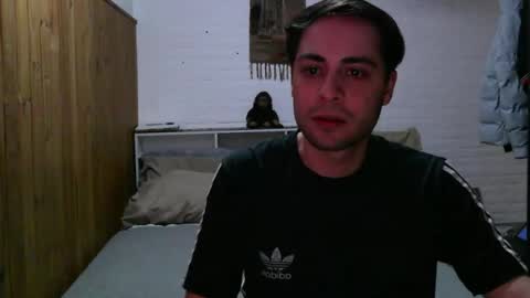 Snapshot of lukimanlatin chatting on 1, 7, 2026 lukimanlatin online show from 1, 7, 2026