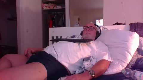 Snapshot of luley58 chatting on 10, 9, 2025 luley58 online show from 10, 9, 2025