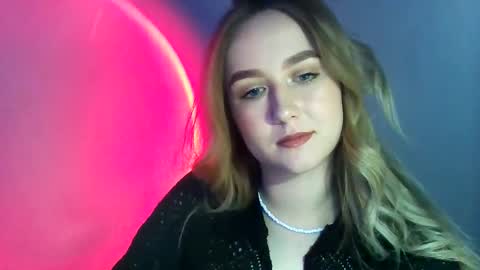 Lulu Baby18 online show from 23, 2, 2025