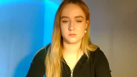 Lulu Baby18 online show from 6, 3, 2025