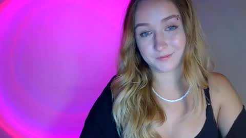 Lulu Baby18 online show from 10, 9, 2025