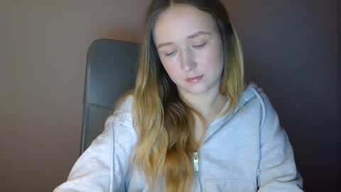 Lulu Baby18 online show from 14, 1, 2026