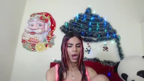 Snapshot of luluu_08 chatting on 29, 12, 2024 LULU online show from 29, 12, 2024
