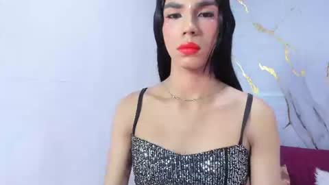 Snapshot of luluu_08 chatting on 27, 6, 2026 LULU online show from 27, 6, 2026