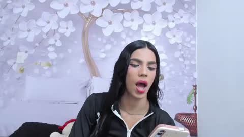 Snapshot of luluu_08 chatting on 2, 7, 2026 LULU online show from 2, 7, 2026
